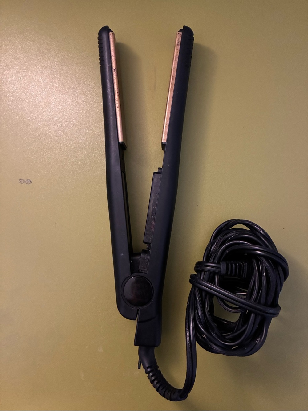 Black Hair Straightener Flat Iron - Professional Ceramic Plates